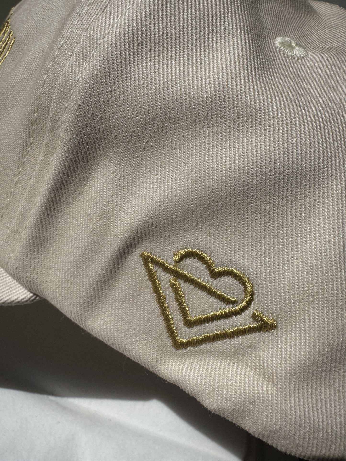 Selectively Social Cap